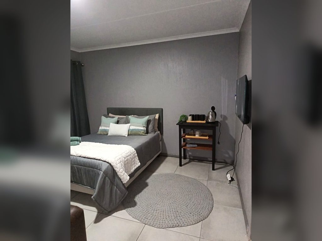 Guest house — image 12