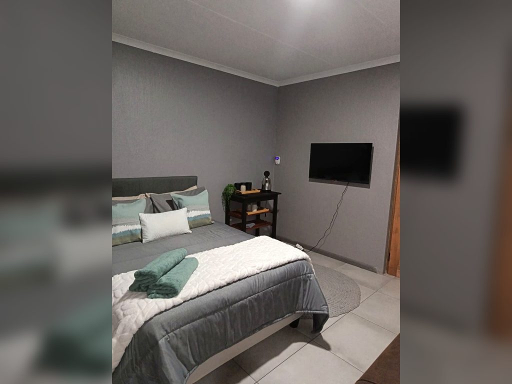 Guest house — image 14